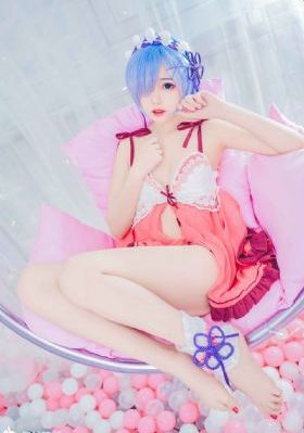 欧美服装公司广告_BD英语动漫在线观看