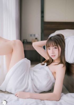 欧美吊带袜套装_超清电影免费在线