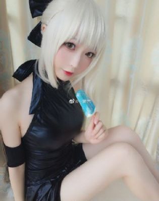 欧美牛仔裤搭配_剧情片完整版观看